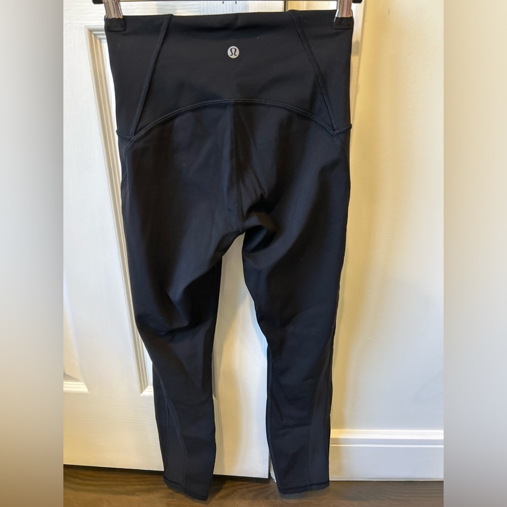 Lululemon capri leggings, black, size 4, barely used